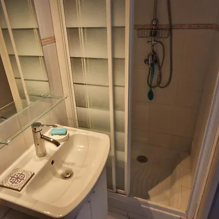 Studio Pieds Dans L'Eau - Vue Mer - Plage *